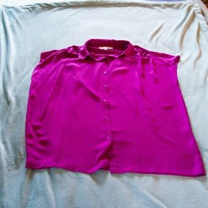 LOFT Fuschia Sleeveless Button Front Blouse EUC